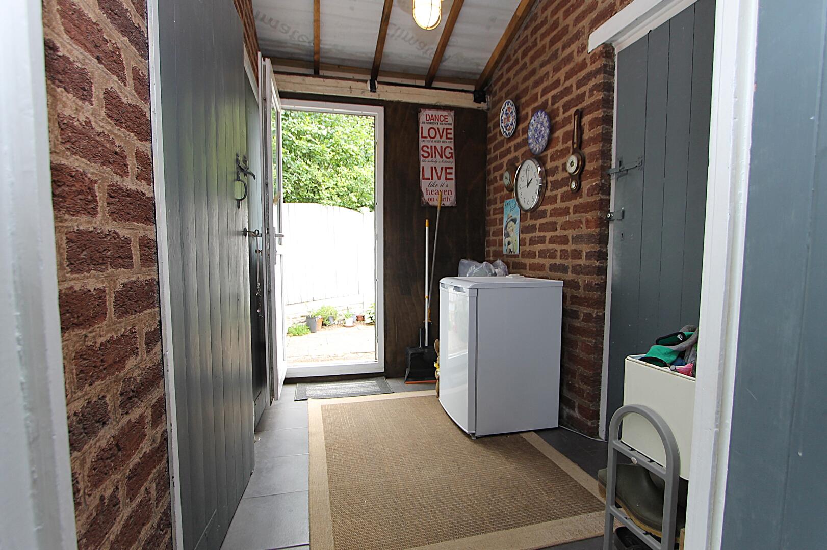 Brinton Crescent, Kidderminster